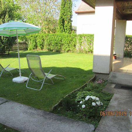 Fenyves Vendeghaz Appartement Balatonfenyves Buitenkant foto