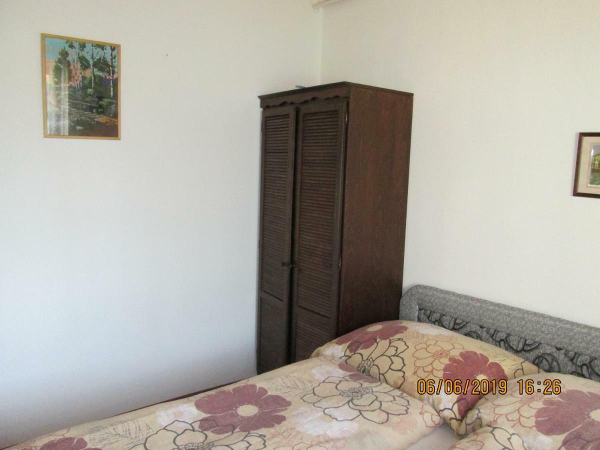 Fenyves Vendeghaz Appartement Balatonfenyves Buitenkant foto