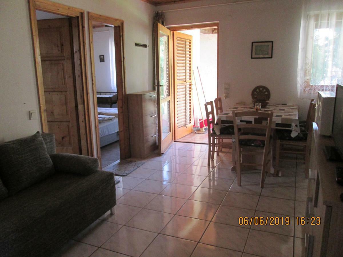 Fenyves Vendeghaz Appartement Balatonfenyves Buitenkant foto